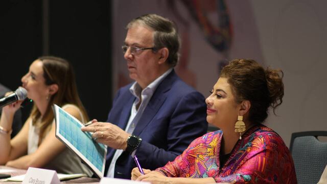 Clara Brugada presenta proyecto para que CDMX sea ciudad del emprendimiento