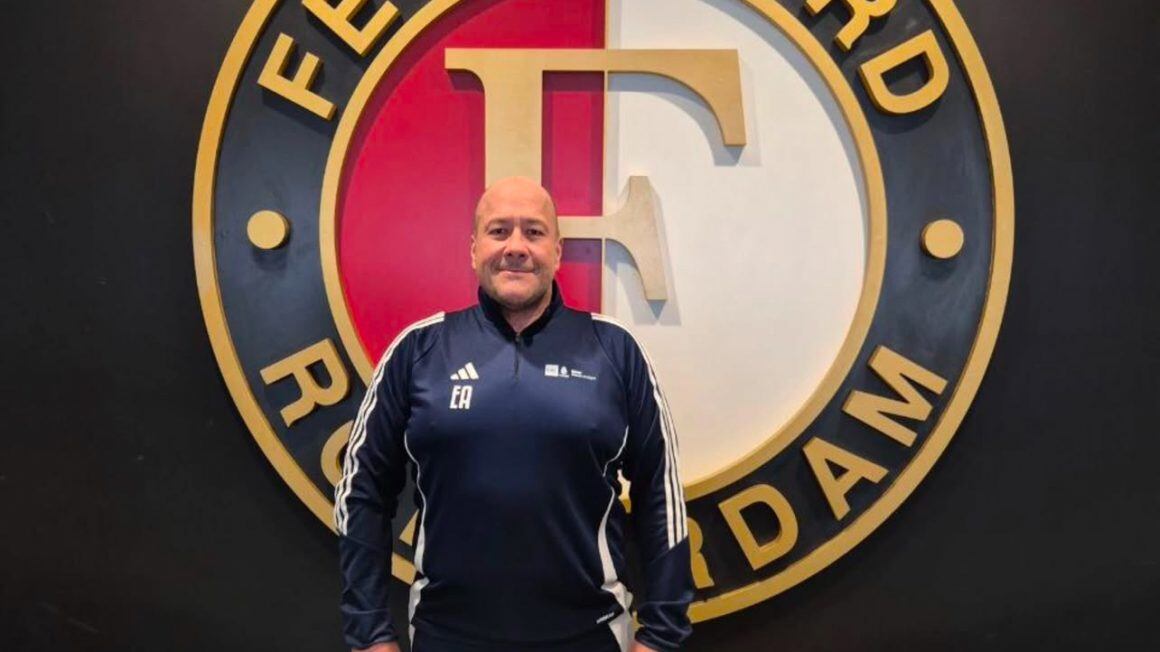 Mientras Jalisco arde, Enrique Alfaro le juega al “director técnico”