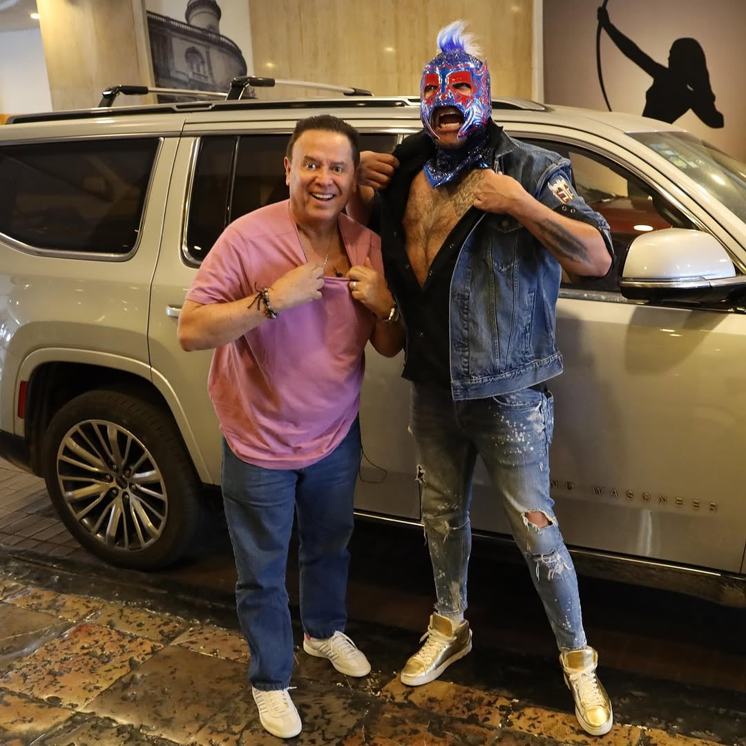 Mario Bezares y El Escorpión Dorado