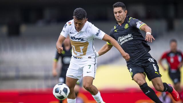 Pumas vs Chivas