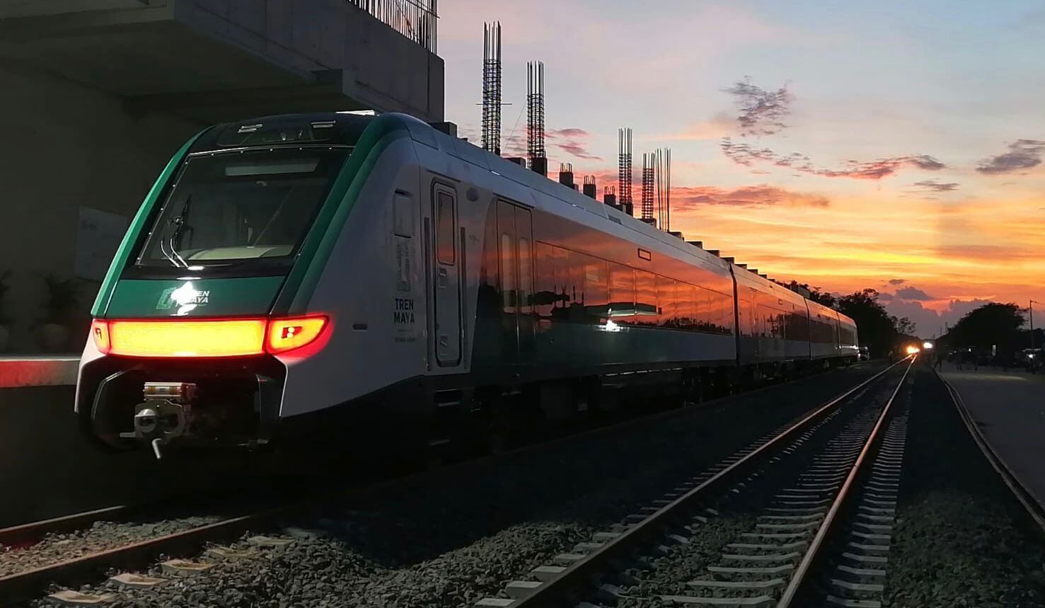 Convoy del Tren Maya en el que viajaba AMLO se detuvo por más de una hora