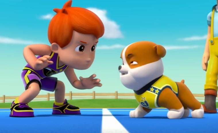 25 minutos de Paw Patrol jugando deportes