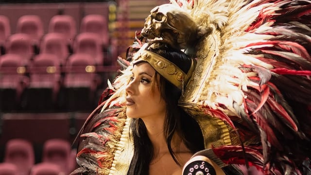 Gala Montes como Malinche.