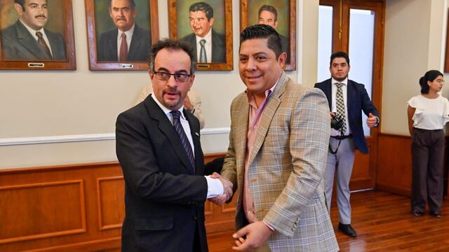 Jon Benjamin y Ricardo Gallardo