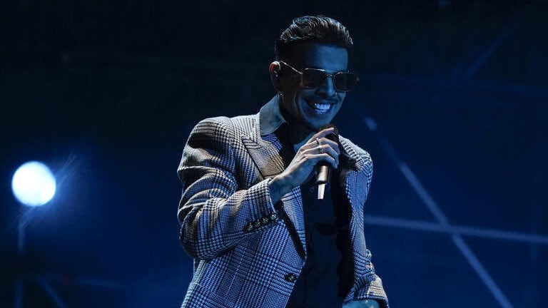 ¿A qué hora terminan conciertos de Rauw Alejandro en Palacio de los Deportes? Horarios del 4 al 9 de noviembre