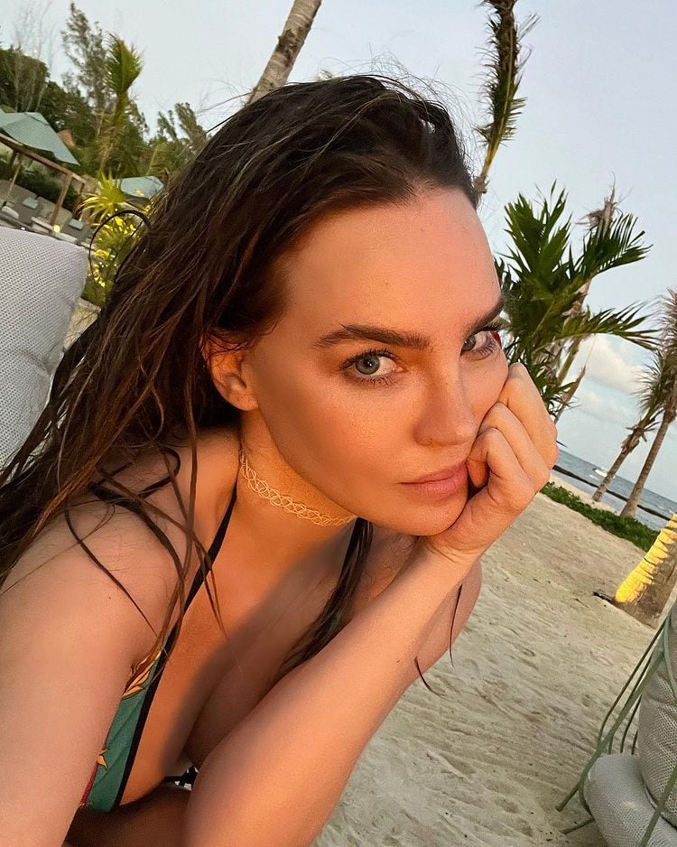 Belinda, cantante.