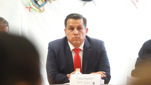 Michoacán: Nuevo mando en seguridad, con cercanía a la presidencia; advierte orden en el desastre.