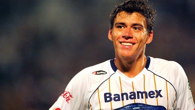 Moreno debutó con Pumas en el 2006