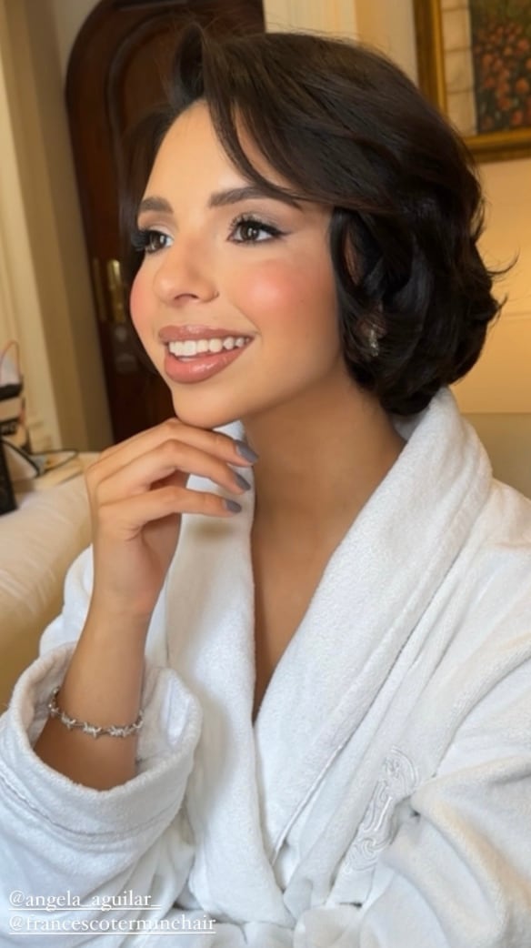 Un maquillista ventiló la fecha de la presunta boda de Ángela Aguilar y Christian Nodal