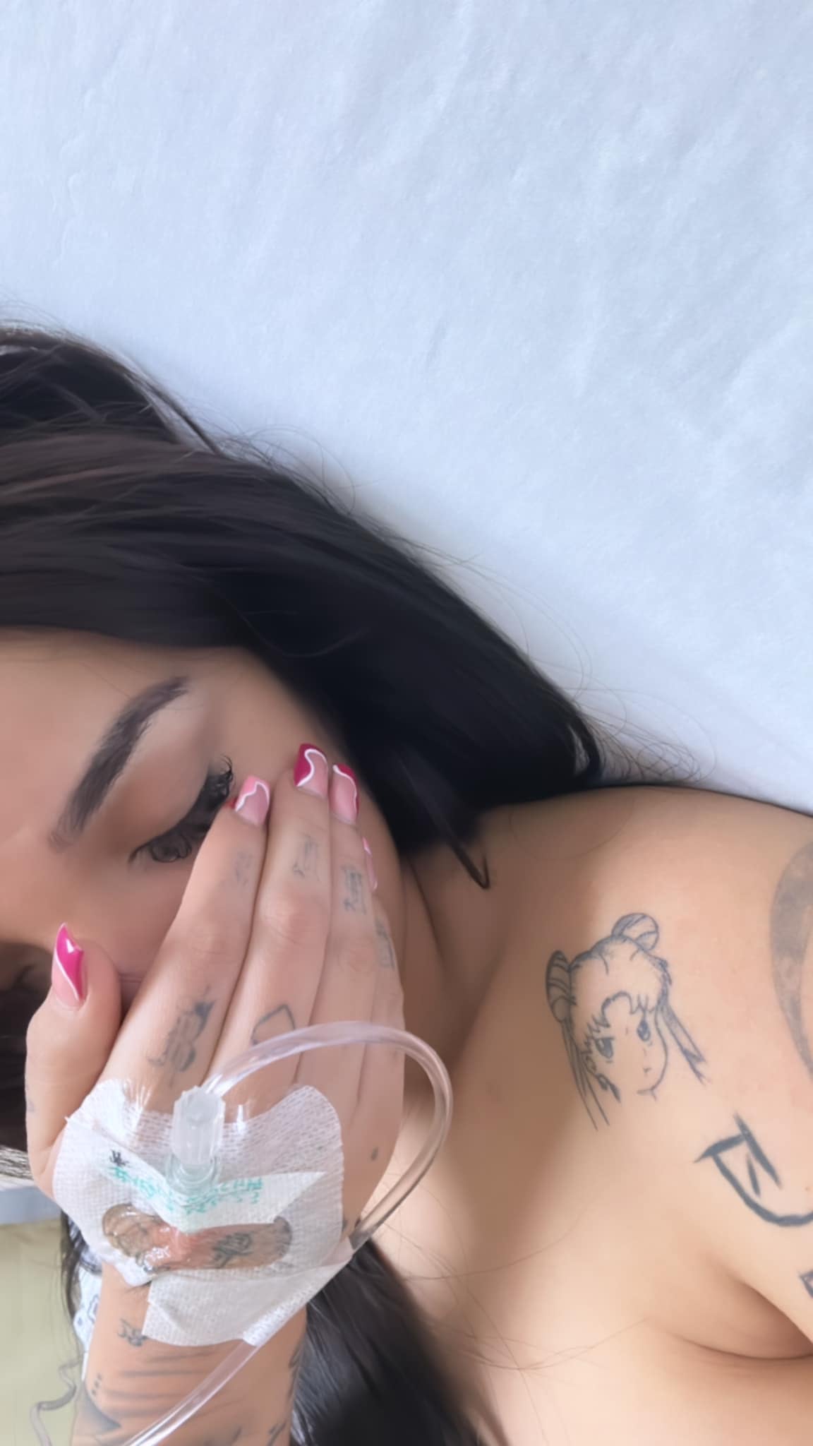 Karely Ruiz internada en el hospital