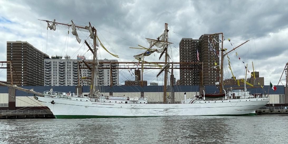 Buque Escuela Cuauhtémoc