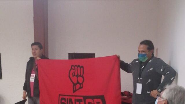 Colegio de Bachilleres estalla en huelga