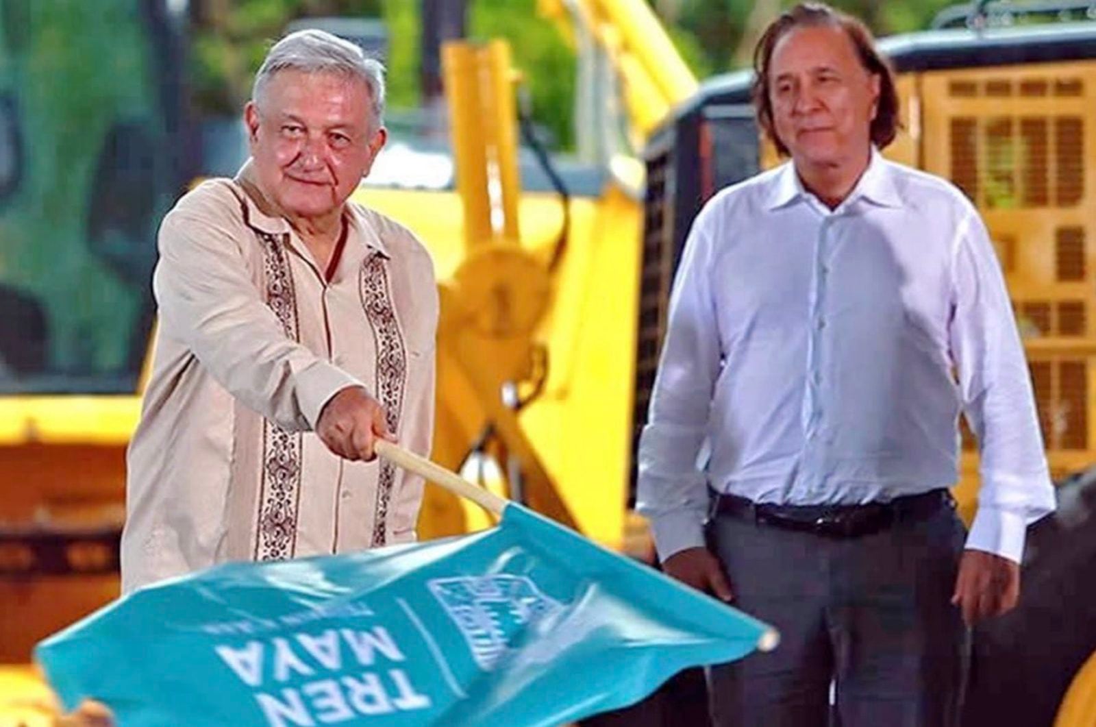 AMLO y Daniel Chávez Morán, fundador de Grupo Vidanta