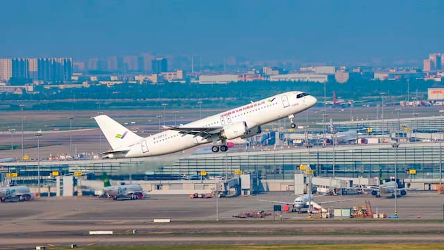 Avión COMAC C919