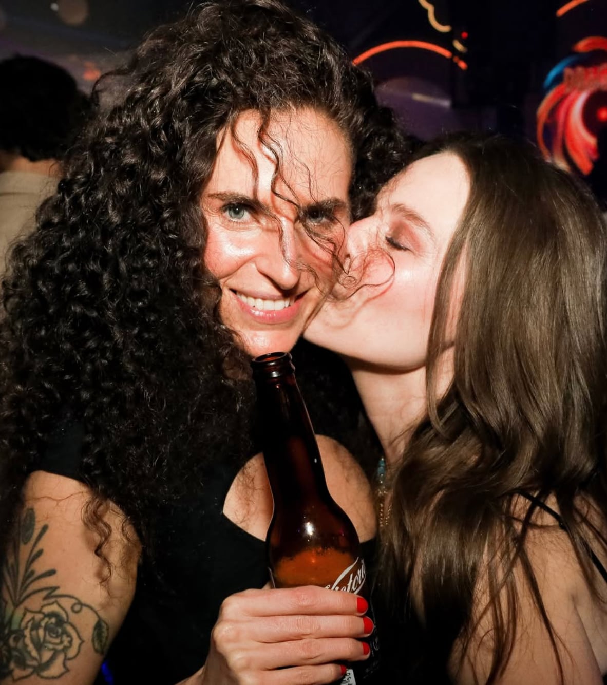 Joy Huerta junto a su esposa Diana