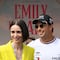 Checo Pérez sorprende con aparición en la temporada final de Emily in Paris