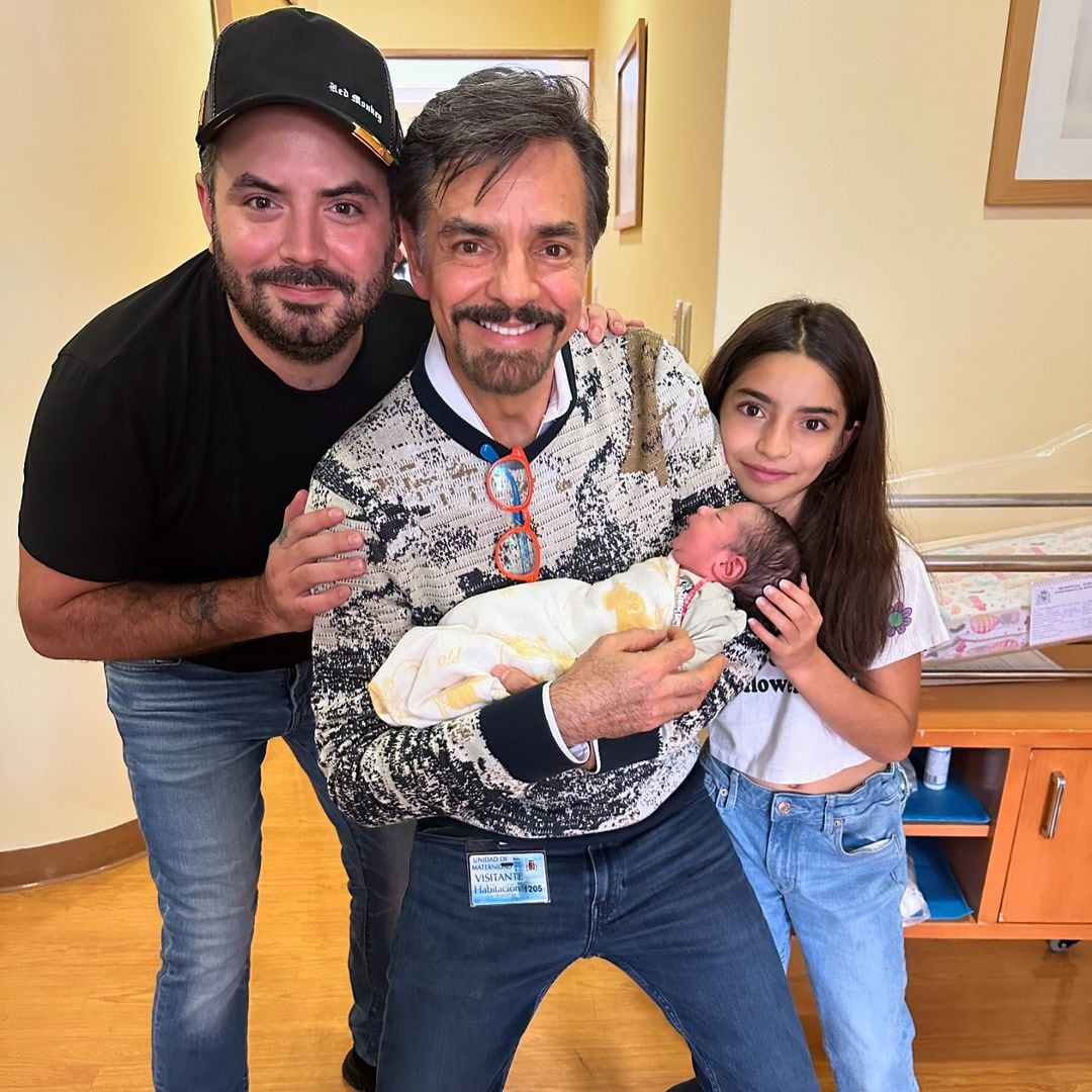 José Eduardo Derbez, Eugenio Derbez, Tessa y Aitana.
