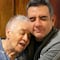 Héctor Sandarti comparte el tierno milagro que vivió al lado de su mamá: “me reconoció”
