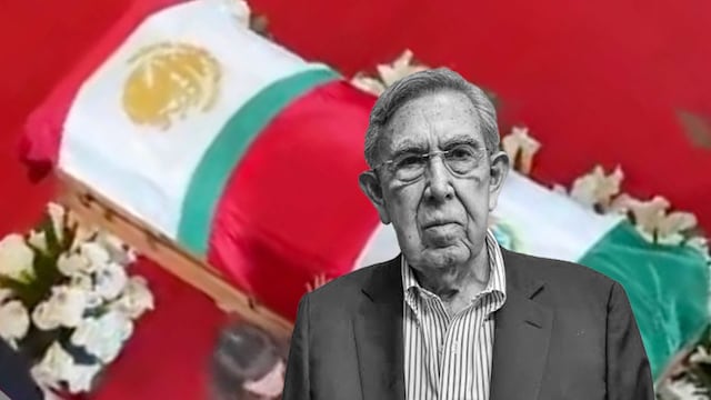 Banderas de México cubren el féretro de Cuauhtémoc Cárdenas en su homenaje en Bellas Artes