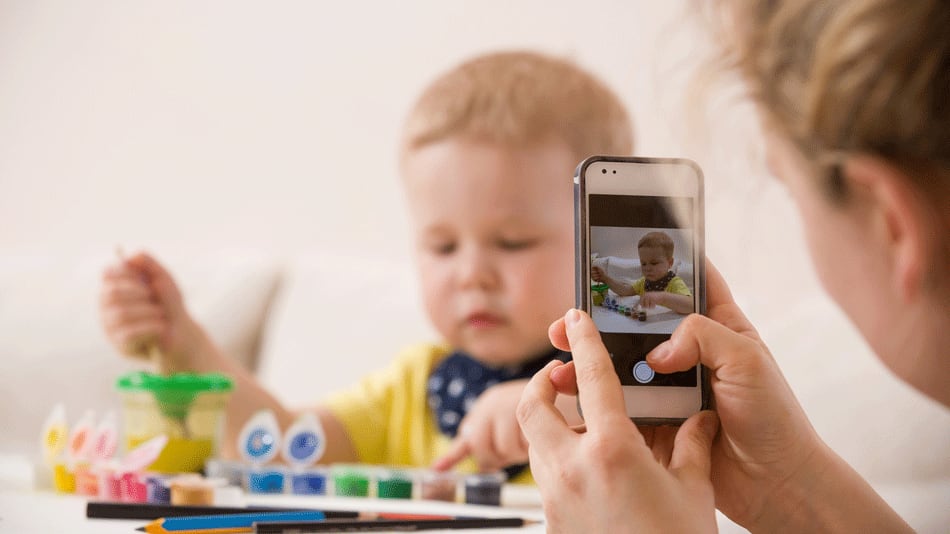 El sharenting y la urgencia de una protección eficiente en redes sociales para las infancias