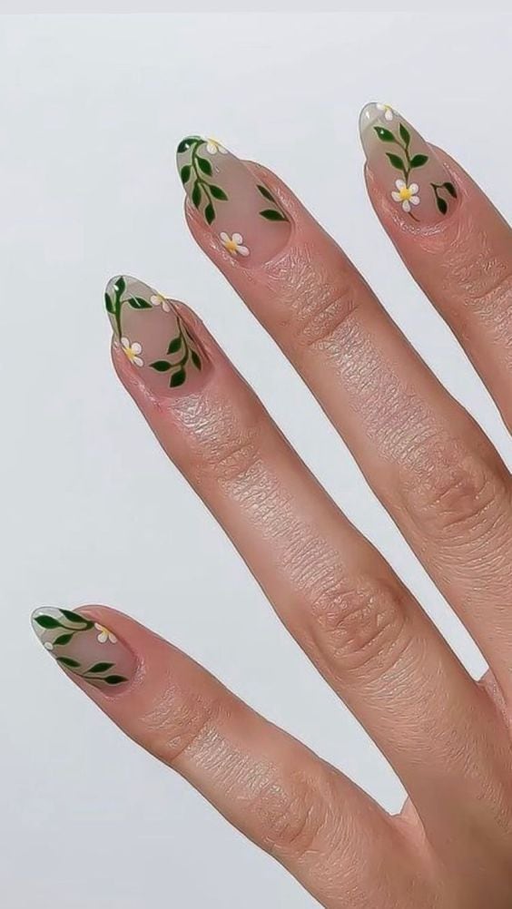 Uñas para primavera: Verde vegetación