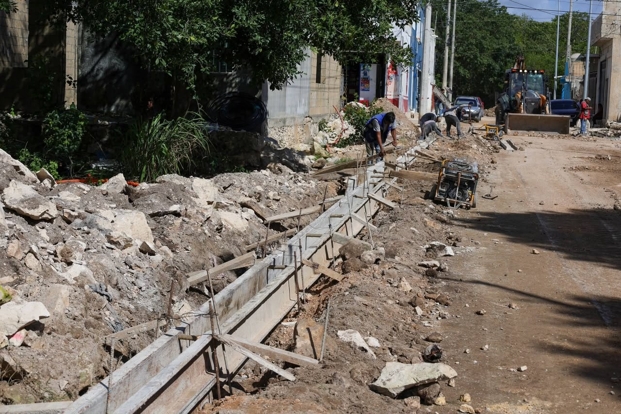 Ana Paty Peralta supervisa obras de infraestructura