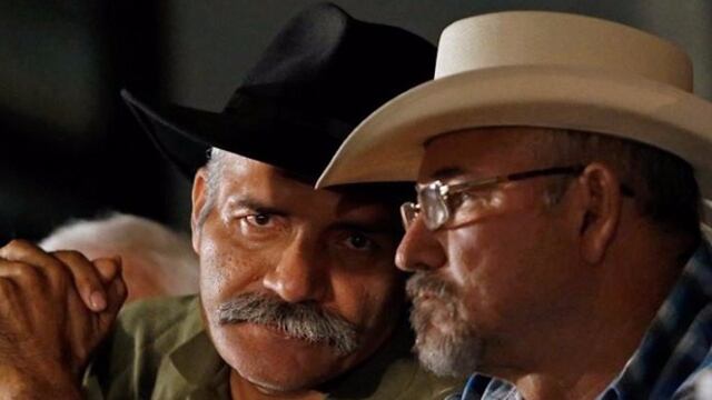 Mireles e Hipólito Mora