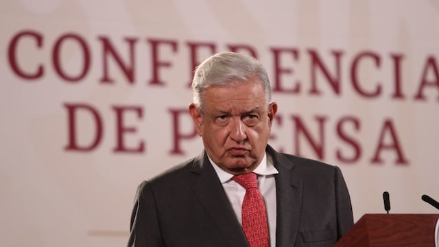 AMLO sale en defensa de la Semar y Sedena por el caso Ayortzinapa