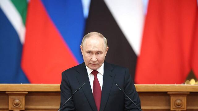 Vladimir Putin en el X Foro Parlamentario BRICS