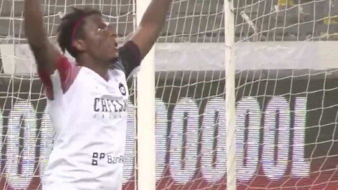 Joao Maleck anota su primer gol en Liga Premier