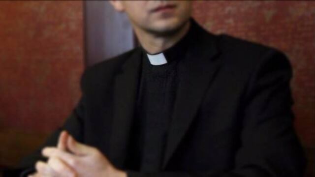 Absuelven a sacerdote confeso de pederastia