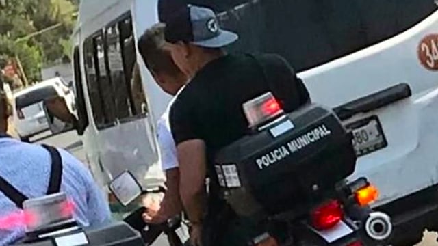 Presuntos ladrones en motopatrullas del Edomex.