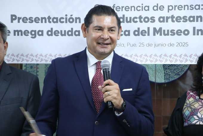 Alejandro Armenta, gobernador de Puebla