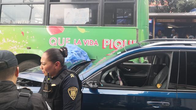 Asaltante prensado en Calzada La Viga, CDMX