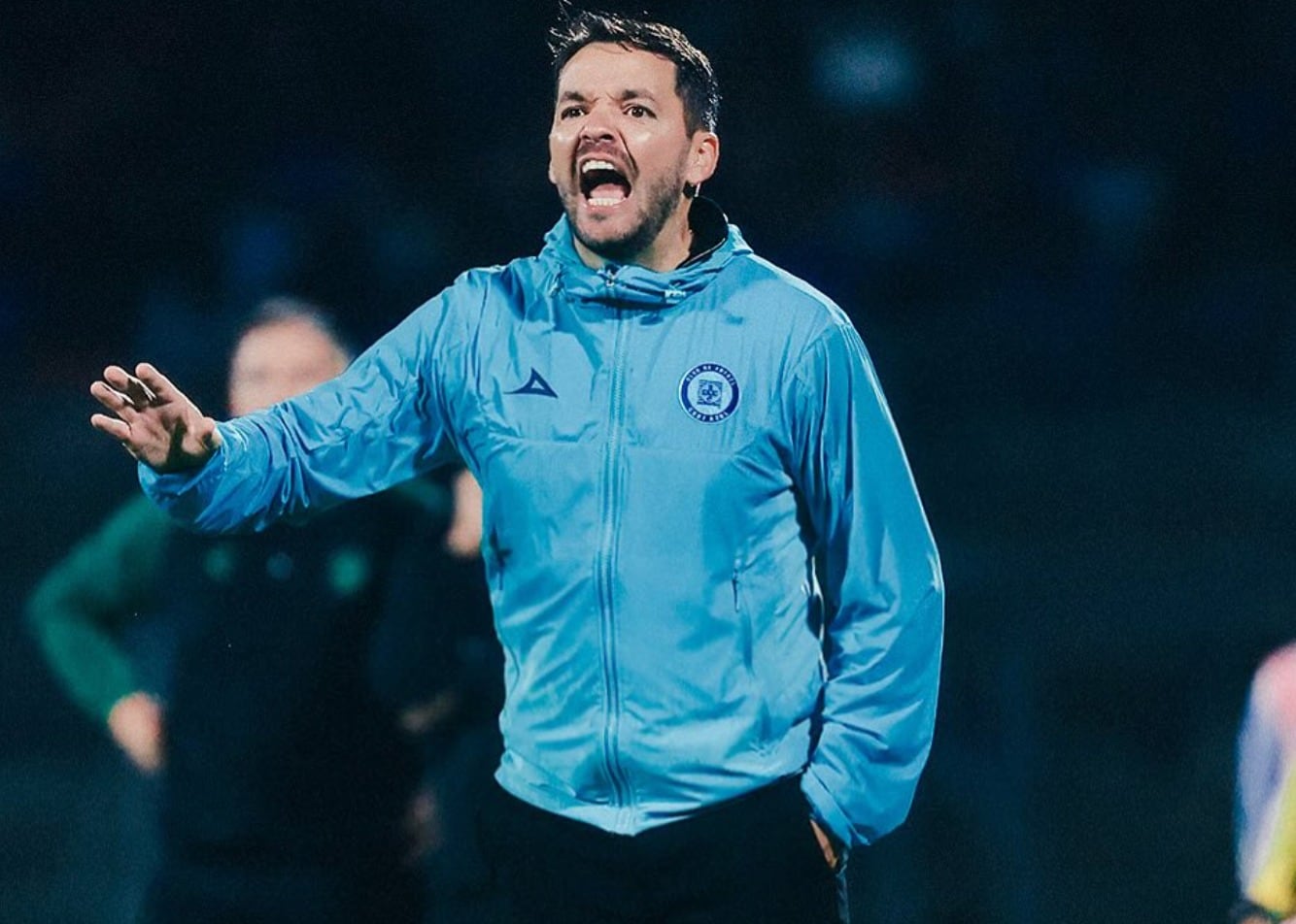 Nicolás Larcamón, director técnico de Cruz Azul.