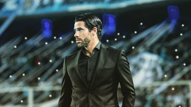 Fernando Rubén Gago, conocido como “Pintita”, es un exfutbolista argentino