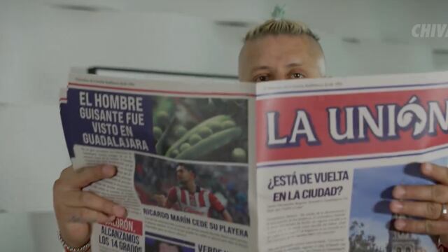 Bofo Bautista en presentación del Chicharito Hernández