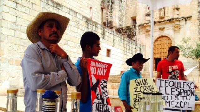 <span>Productores oaxaqueños se manifestaron por la falta de apoyo oficial ante la crisis de maguey que enfrentan.</span>