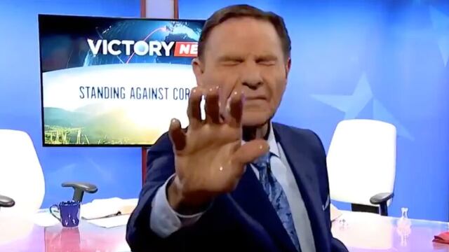 Predicador afirma que puede curar el coronavirus a través de la televisión