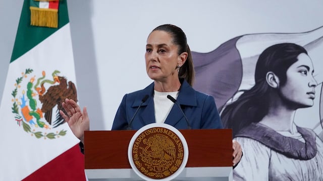 Claudia Sheinbaum corrige a Wikipedia