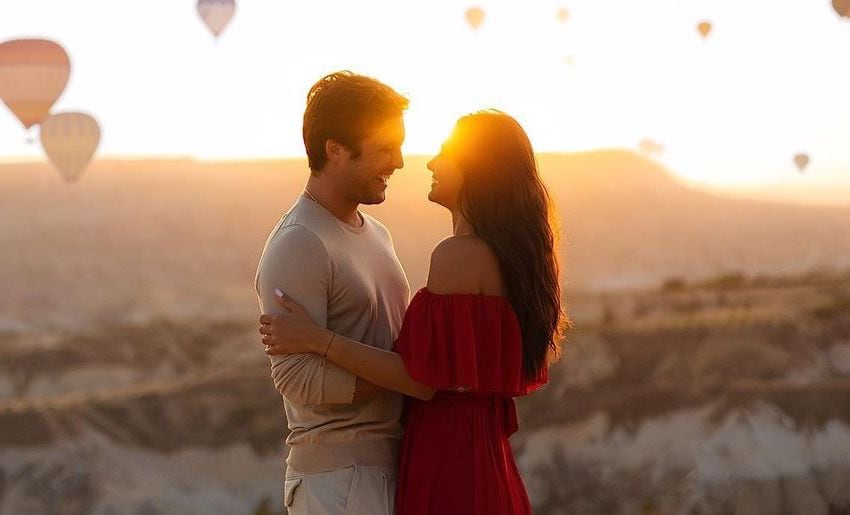 Diego Boneta y Renata Notni