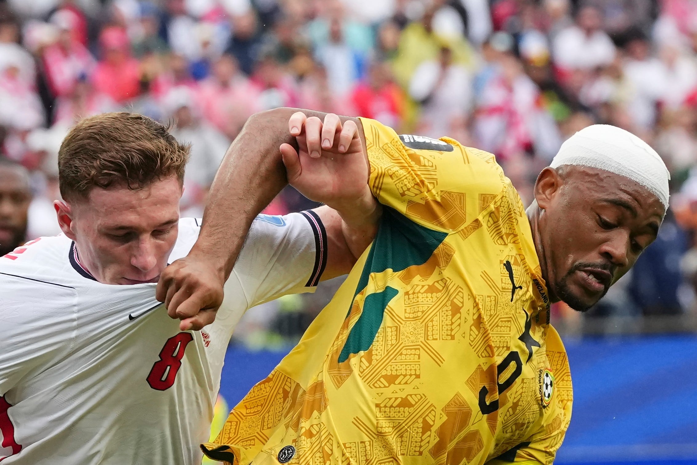 Un partido muy disputado en el Estadio de Boston