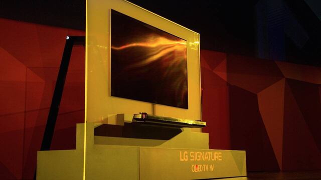 LG Signature OLED TV W presentada durante el CES 2017.