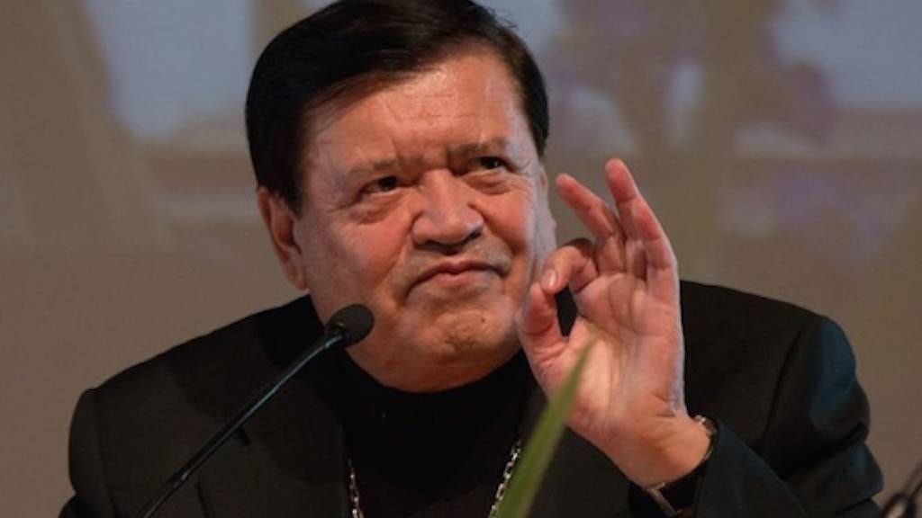Hospitalizan al cardenal Norberto Rivera por coronavirus
