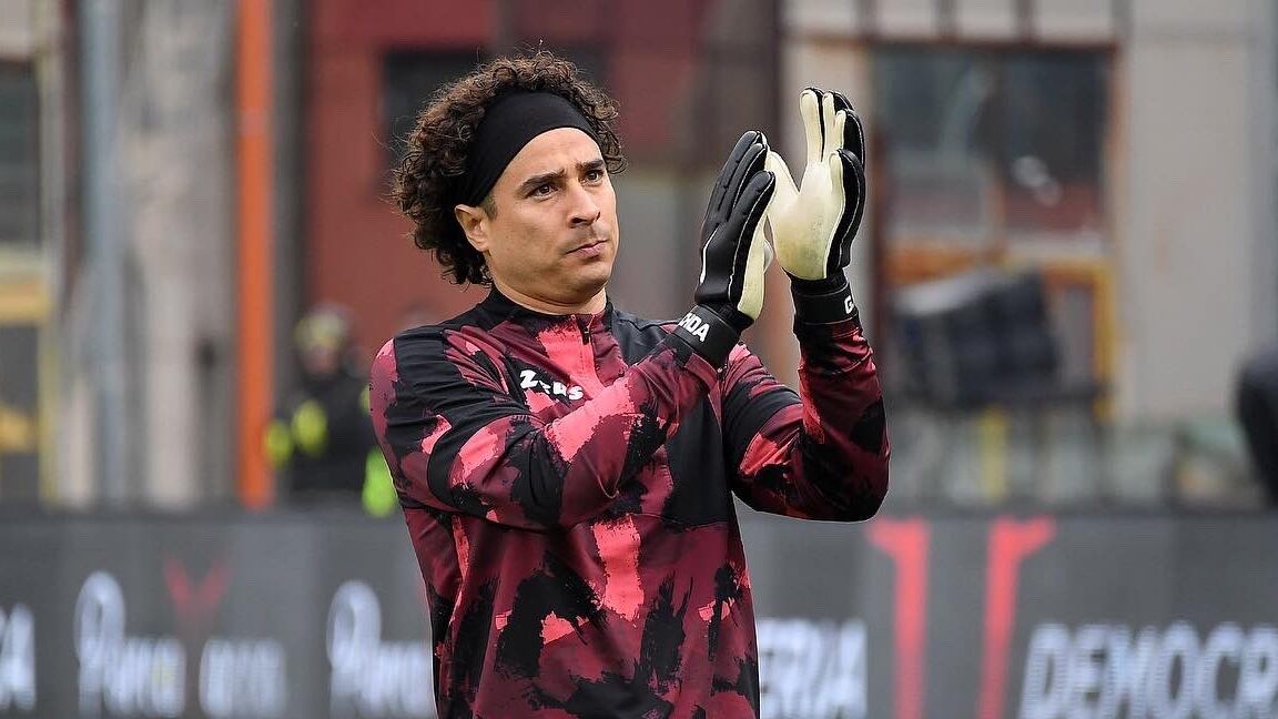Memo Ochoa.