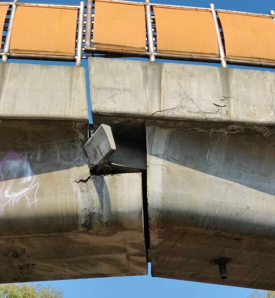 Metro grietas Oceanía