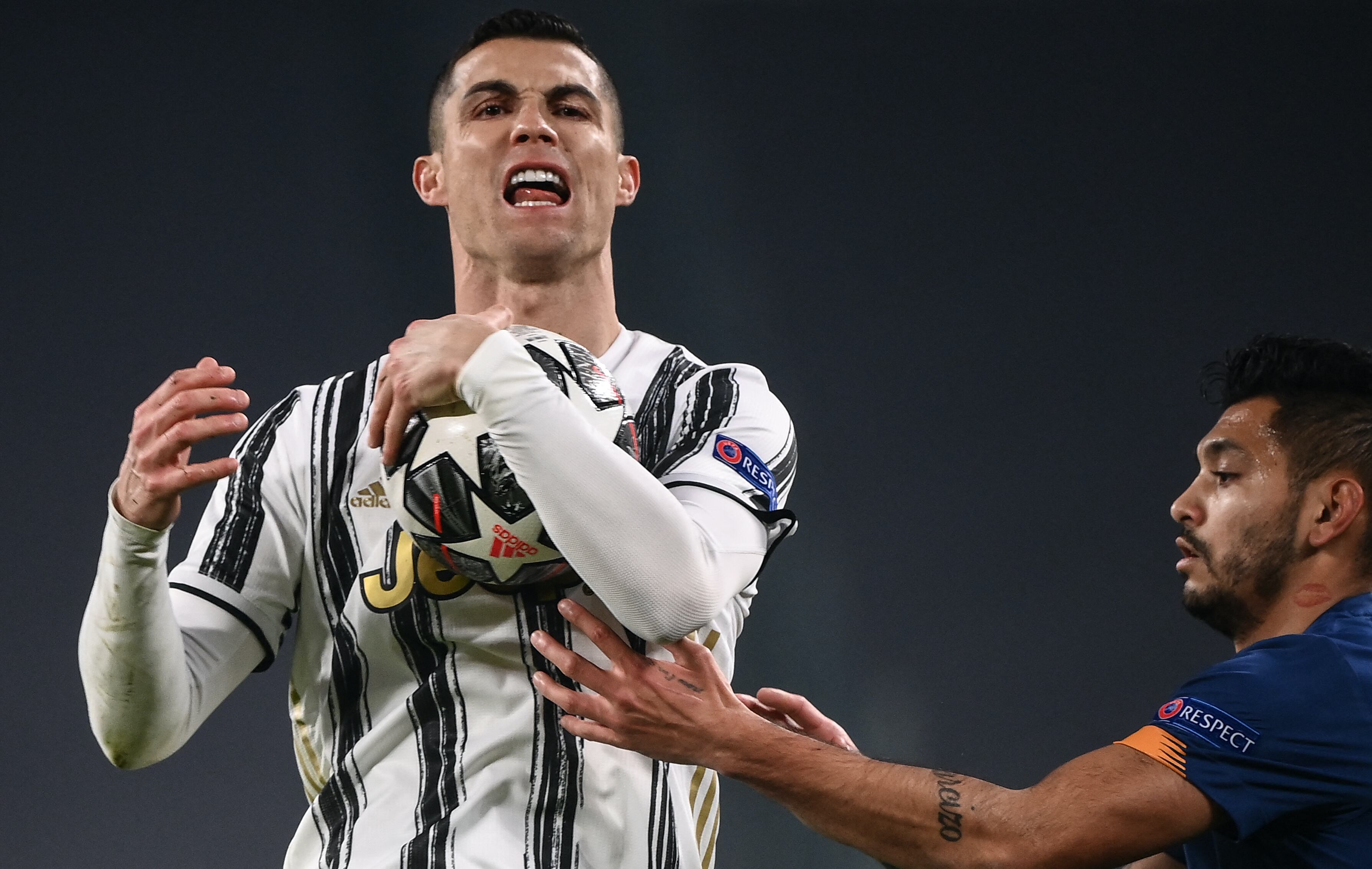 Cristiano y Tecatito Corona