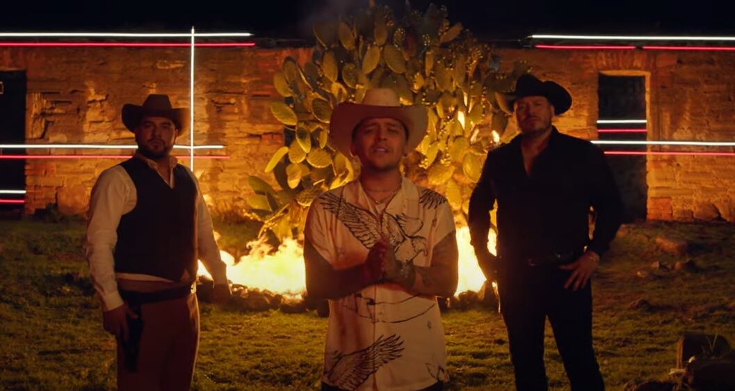 'La Sinvergüenza' de Christian Nodal con Banda MS
