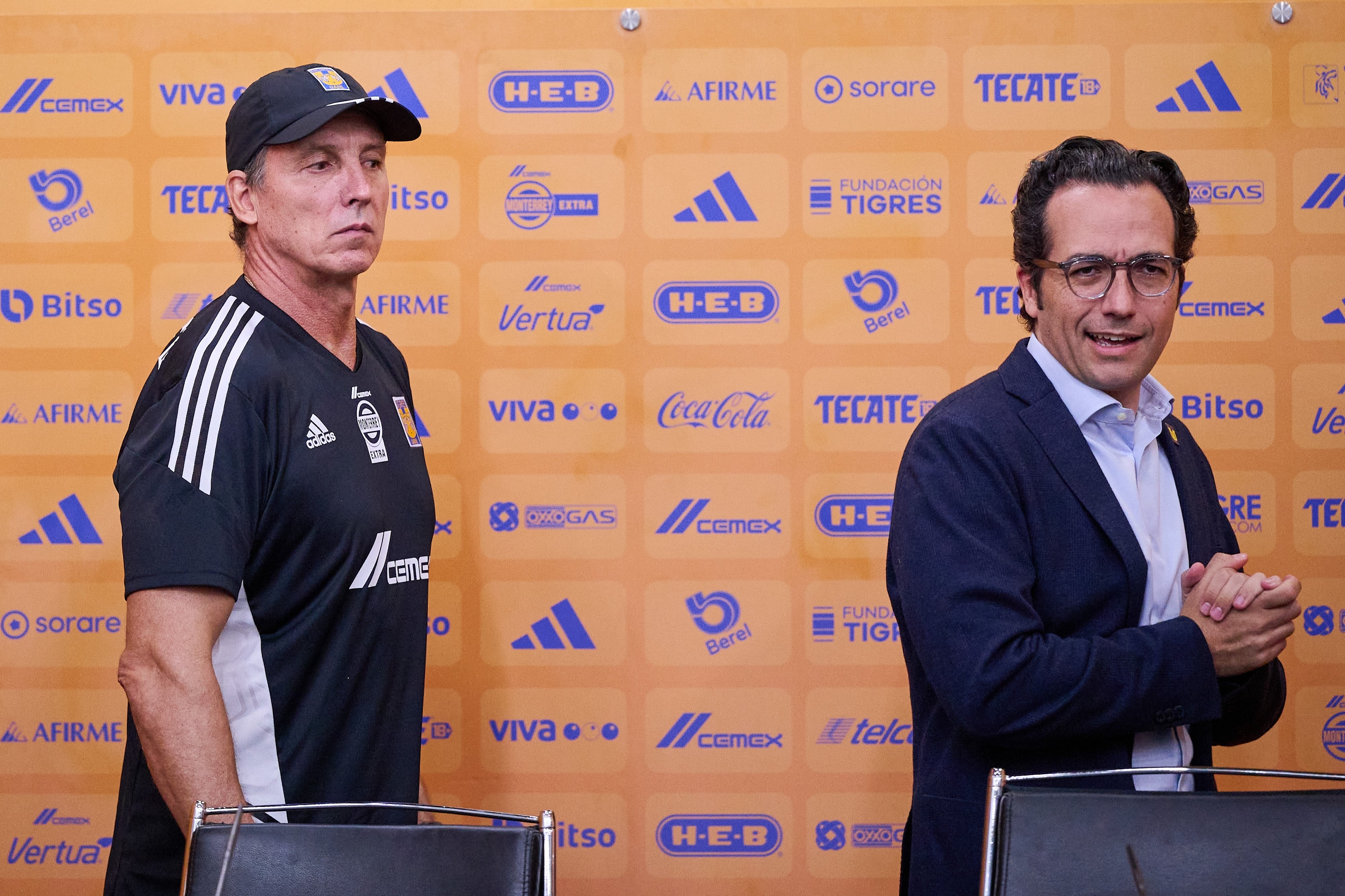 Robert Dante Siboldi y Mauricio Culebro