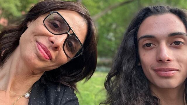 Drena De Niro se deshace al despedir a su hijo, Leandro De Niro